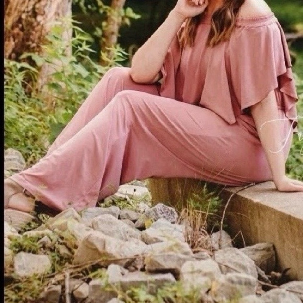 Women’s Jumpsuit Size S - Picture 2 of 4